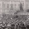 01 - Přísaha československého vojska na prapor Sokola Pražského na Staroměstském náměstí v Praze dne 8. listopadu 1918